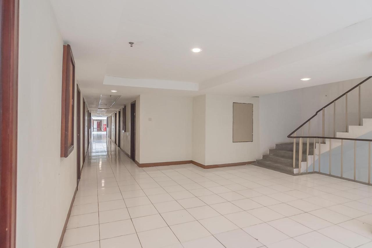Reddoorz Apartment @ Emerald Towers Бандунг Екстериор снимка