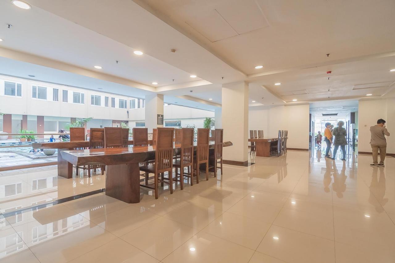 Reddoorz Apartment @ Emerald Towers Бандунг Екстериор снимка