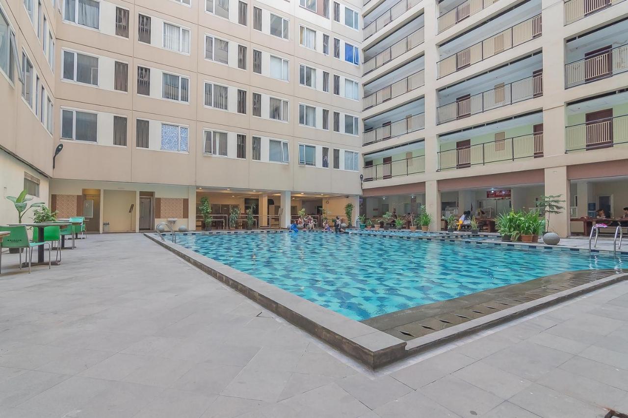 Reddoorz Apartment @ Emerald Towers Бандунг Екстериор снимка