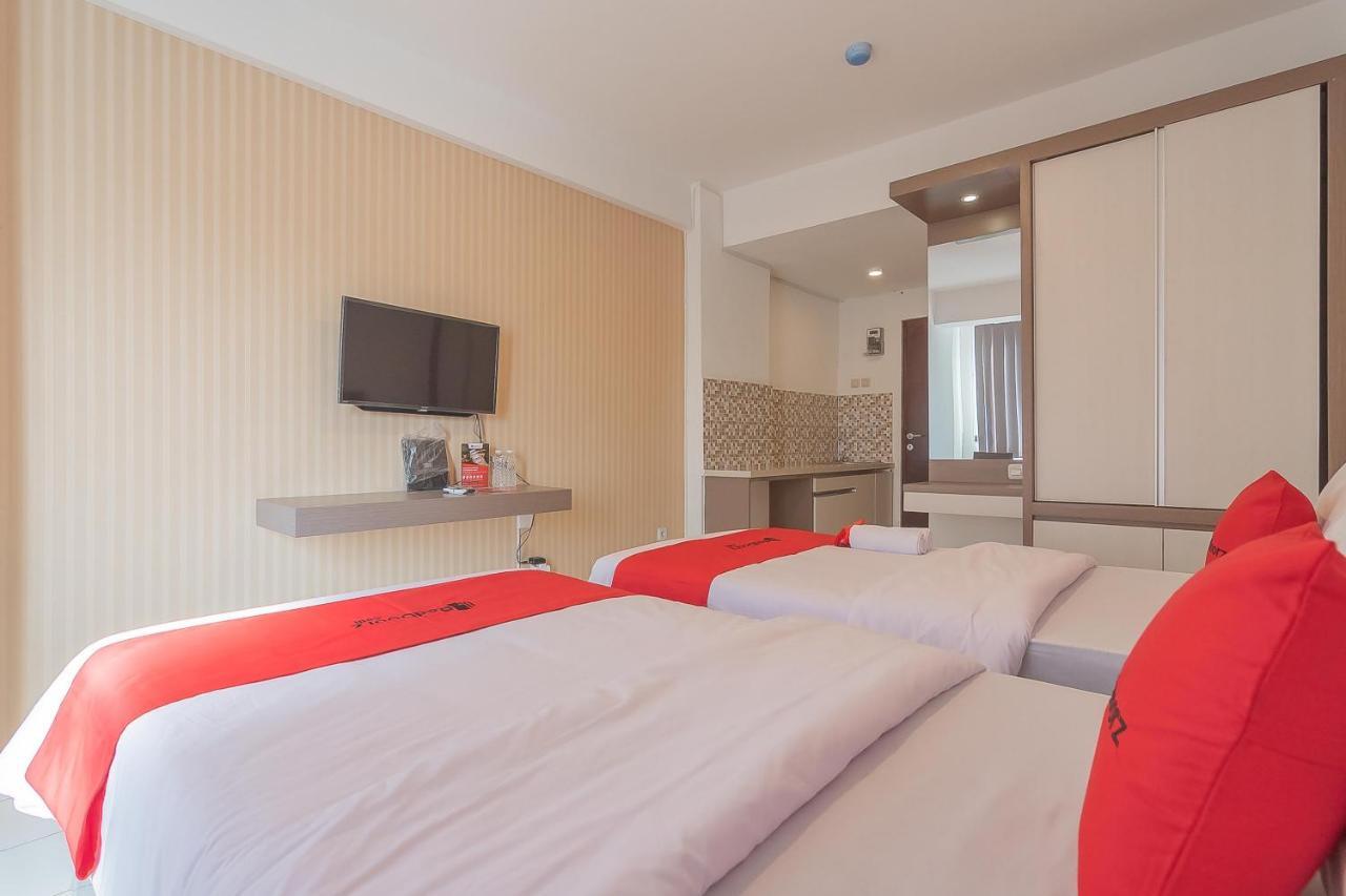 Reddoorz Apartment @ Emerald Towers Бандунг Екстериор снимка